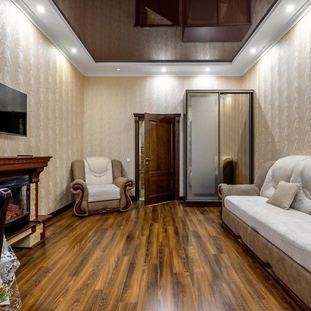 Noviy Svit 4 Apartments Lviv Eksteriør bilde